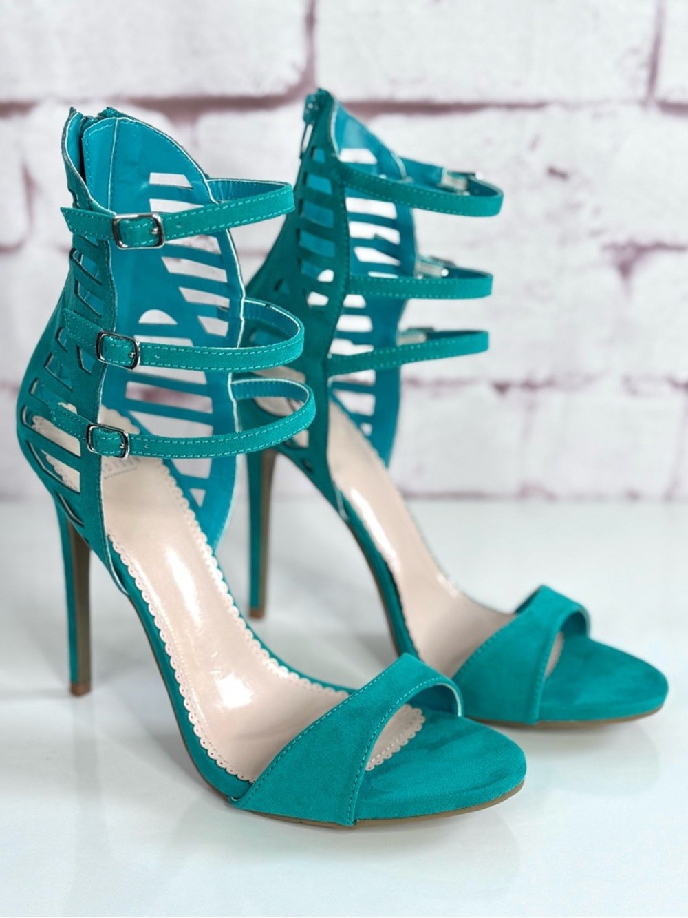 MADISON Teal Cage 3 Buckle Faux Suede Stiletto Open Toe Heels Size 9 - Picture 16 of 16